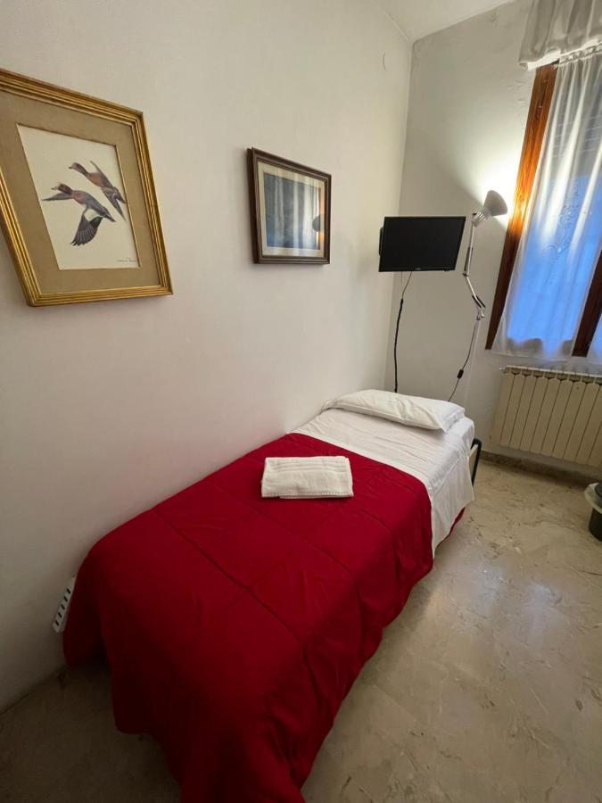 Royal Guest House Венеция Экстерьер фото