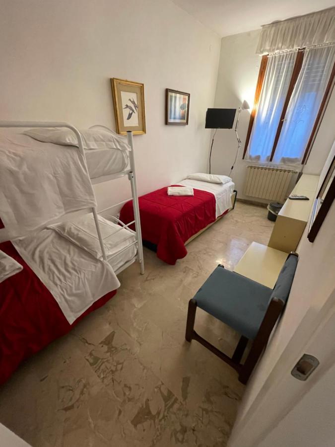 Royal Guest House Венеция Экстерьер фото